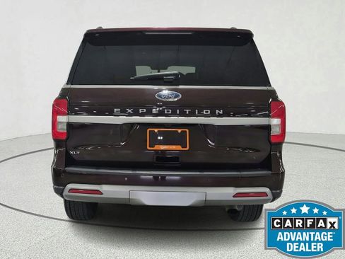 Used 2024 Ford Expedition XLT RWD image 4