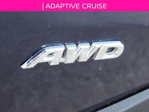 Used 2021 Toyota RAV4 Limited image 14