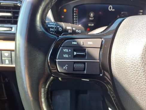 Used 2023 Honda Pilot Elite image 8