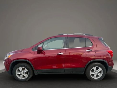 Used 2019 Chevrolet Trax LT w/ Driver Confidence Package AWD/4WD image 8