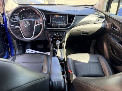 Used 2017 Buick Encore Essence FWD image 8