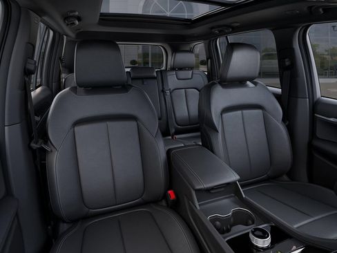 New 2026 Jeep Grand Cherokee Limited w/ Limited Altitude Package RWD image 16