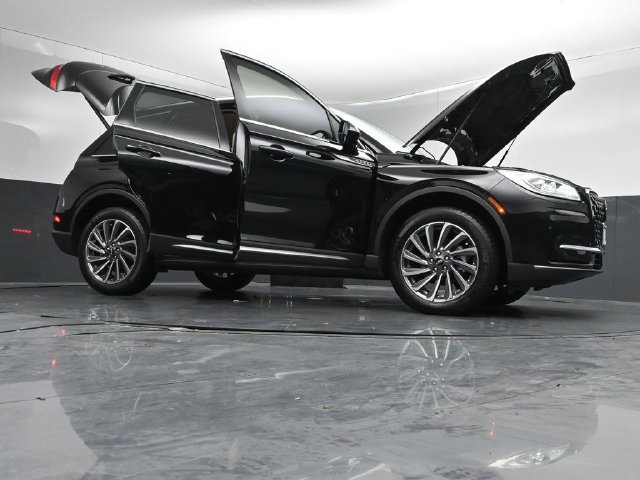 Certified 2023 Lincoln Corsair Reserve AWD/4WD image 54