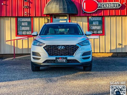 Used 2020 Hyundai Tucson SE image 3
