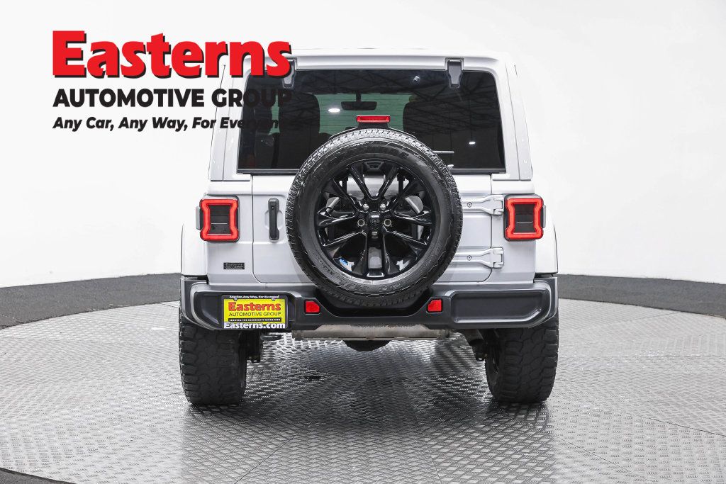Used 2022 Jeep Wrangler Unlimited Sahara w/ Cold Weather Group AWD/4WD image 8