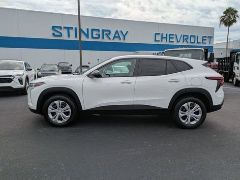 New 2026 Chevrolet Trax LS w/ Driver Confidence Package image 8