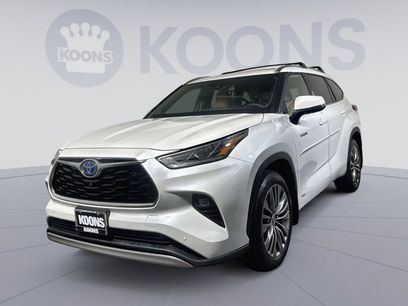 Used 2021 Toyota Highlander Platinum