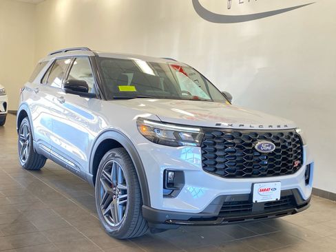 New 2026 Ford Explorer ST w/ Sun And Sound Package AWD/4WD image 9