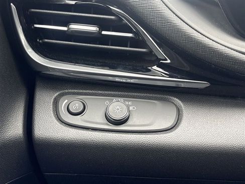 Certified 2024 Buick Envista Sport Touring w/ Convenience I Package image 17