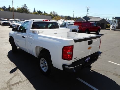 Used 2012 Chevrolet Silverado 1500 W/T AWD/4WD image 8