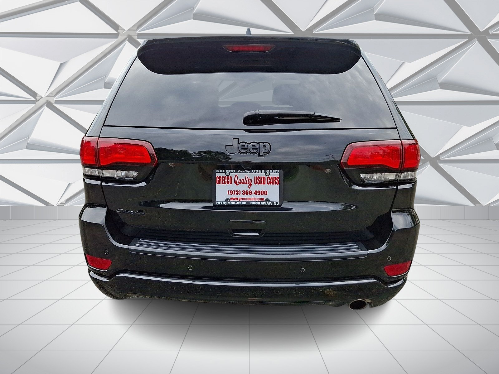 Used 2021 Jeep Grand Cherokee Laredo X AWD/4WD image 9