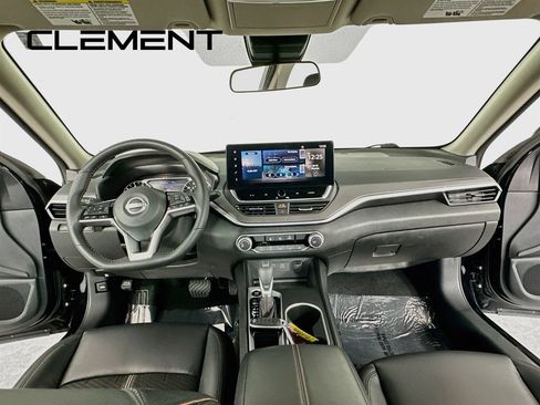 Used 2026 Nissan Altima 2.5 SR FWD image 12