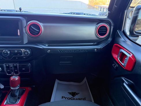 Used 2019 Jeep Wrangler Unlimited Sport S image 14