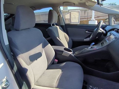 Used 2013 Toyota Prius Prime Plug-In Hybrid FWD image 5