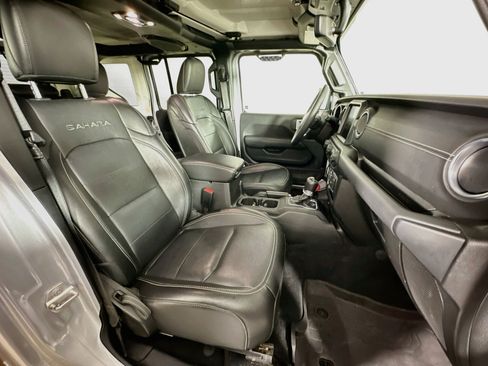 Used 2023 Jeep Wrangler Unlimited Sahara AWD/4WD image 29