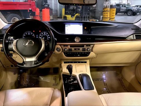 Used 2015 Lexus ES 350 image 15
