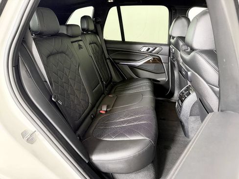 Used 2023 BMW X5 xDrive40i AWD/4WD image 48
