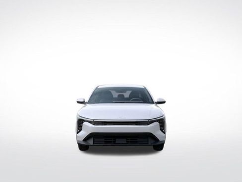 New 2026 Kia K4 LXS image 2