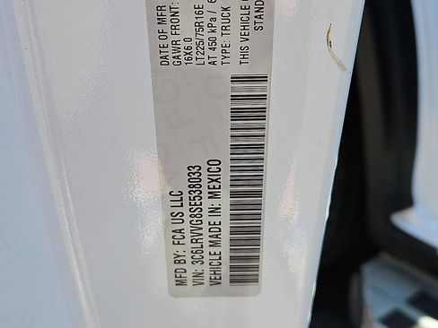 Used 2025 RAM ProMaster 2500 w/ U-Haul Equipment Group FWD image 27