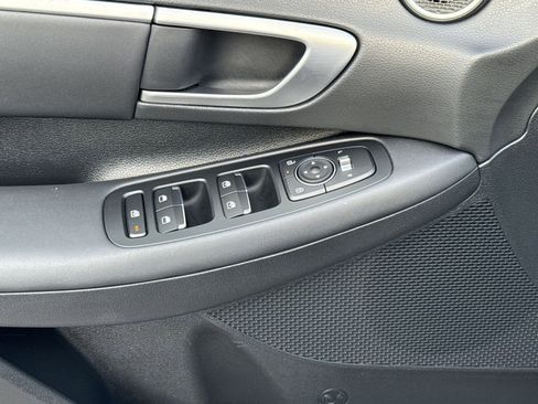 Certified 2025 Hyundai Sonata SEL FWD image 15