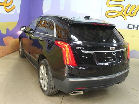 Used 2017 Cadillac XT5 Luxury w/ LPO, Sport Package FWD image 6
