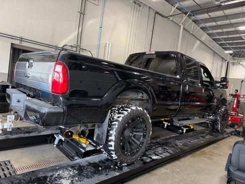 Used 2016 Ford F350 Platinum image 3