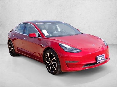 Used 2018 Tesla Model 3 Long Range AWD/4WD image 2