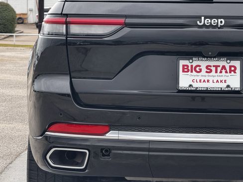 Used 2022 Jeep Grand Cherokee Overland image 11