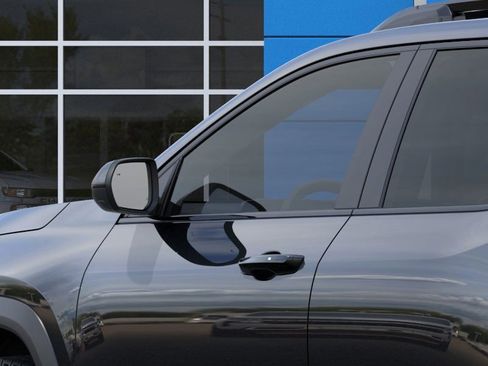 New 2026 Chevrolet Equinox RS w/ LPO, Floor Liner Package image 12