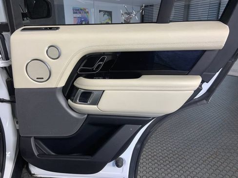 Used 2019 Land Rover Range Rover HSE AWD/4WD image 13