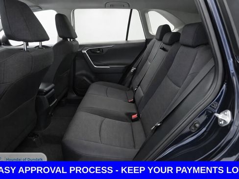 Used 2021 Toyota RAV4 LE FWD image 16