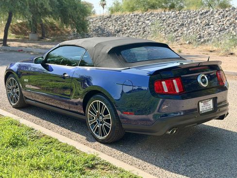 Used 2012 Ford Mustang GT Premium w/ Security Pkg RWD image 4