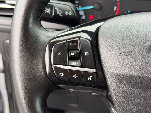 Used 2022 Ford Escape SEL image 18