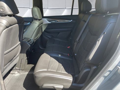 Certified 2025 Cadillac XT6 Premium Luxury w/ Platinum Package AWD/4WD image 14