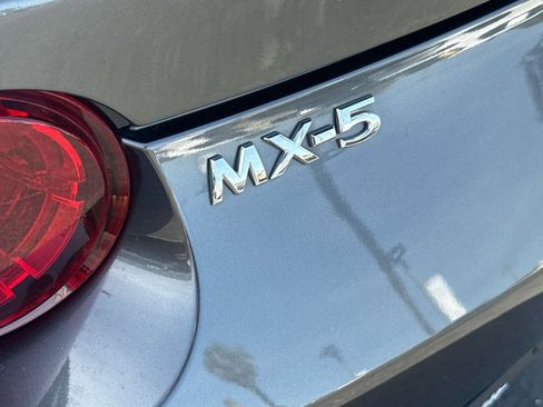 Used 2021 MAZDA MX-5 Miata RF Club w/ Brembo/BBS Recaro Package image 7