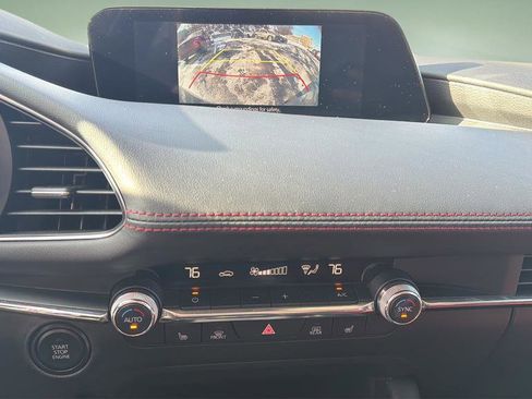 Used 2023 MAZDA MAZDA3 s image 28