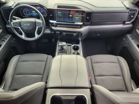 Used 2024 Chevrolet Silverado 1500 LT Trail Boss w/ Convenience Package II AWD/4WD image 26