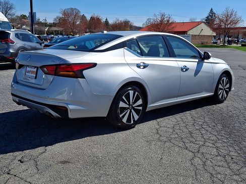 Used 2019 Nissan Altima 2.5 SL FWD image 6