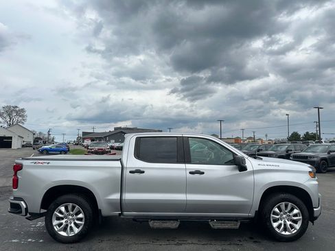 Used 2021 Chevrolet Silverado 1500 Custom image 10