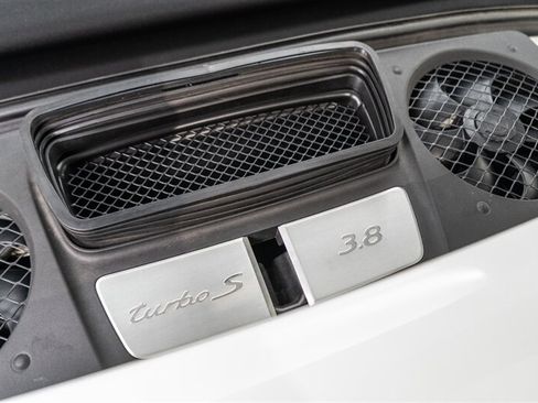 Used 2015 Porsche 911 Turbo S AWD/4WD image 76