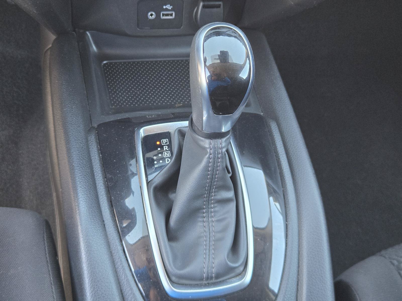 Used 2020 Nissan Rogue Sport S w/ Appearance Package FWD image 12