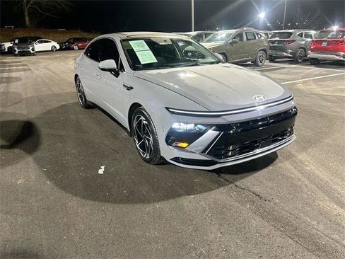 Certified 2024 Hyundai Sonata SEL w/ Convenience Package image 10