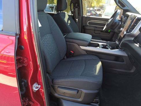 New 2026 RAM 2500 Big Horn AWD/4WD image 34