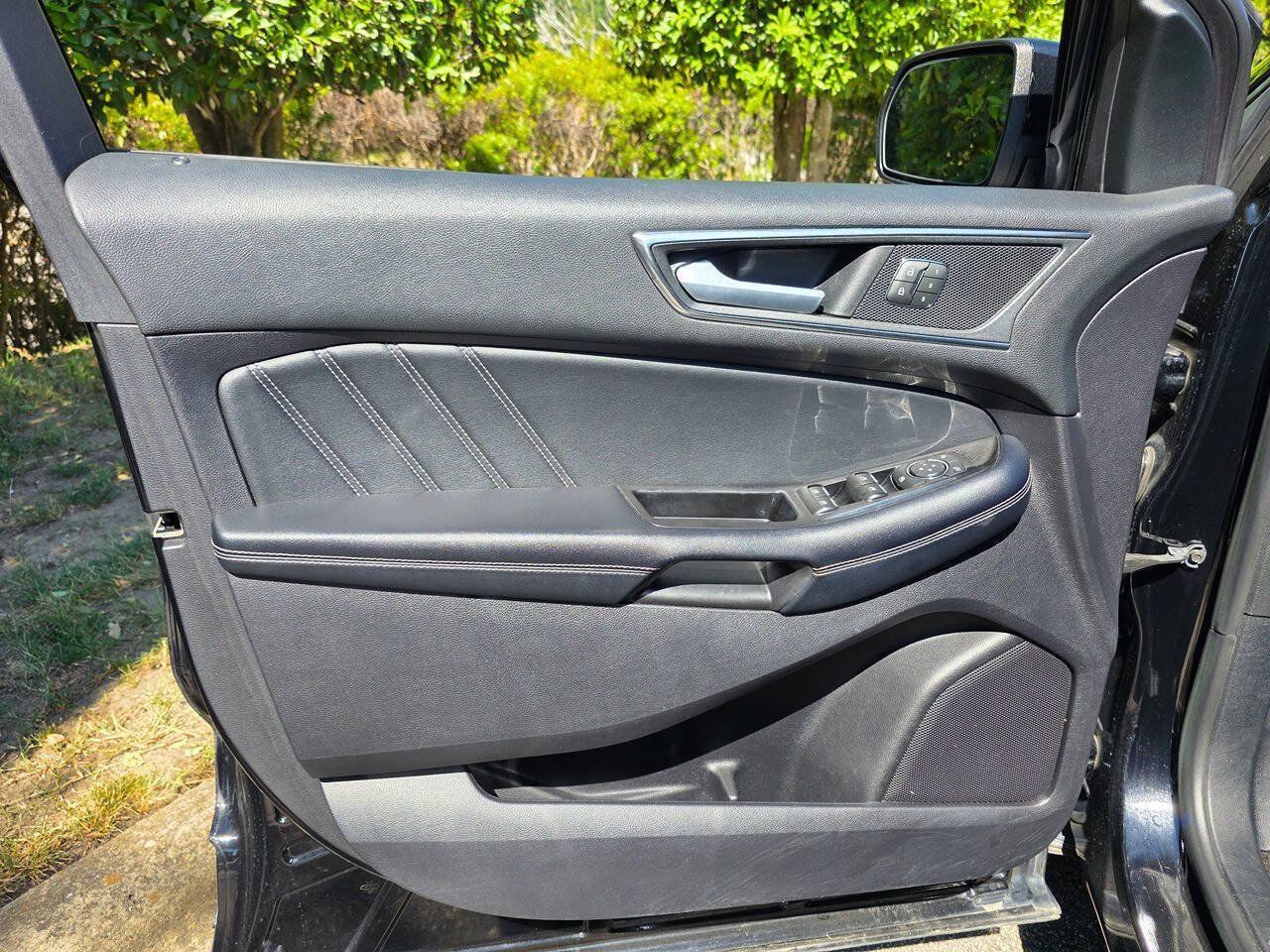 Used 2018 Ford Edge Sport w/ Equipment Group 401A AWD/4WD image 10