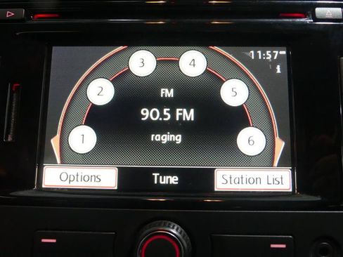 Used 2015 Volkswagen Jetta SE FWD image 41