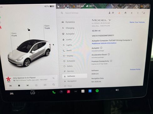 Used 2021 Tesla Model Y Long Range AWD/4WD image 43