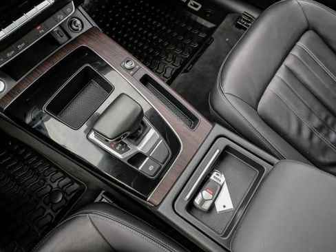 Used 2022 Audi Q5 2.0T Premium image 31