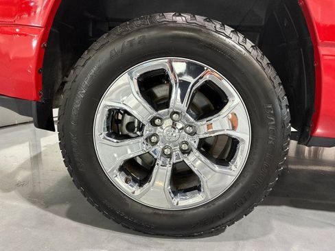 Used 2023 RAM 1500 Laramie AWD/4WD image 8