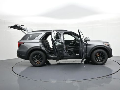 New 2026 Ford Explorer Tremor image 34