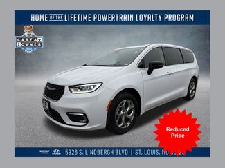 Used 2024 Chrysler Pacifica Limited 360° Tour